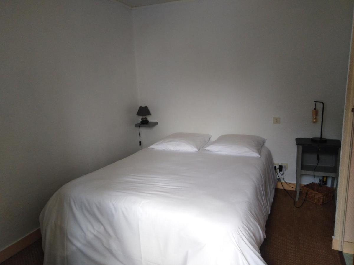 Hotel Restaurant Le Capricorne Pouldreuzic Zewnętrze zdjęcie
