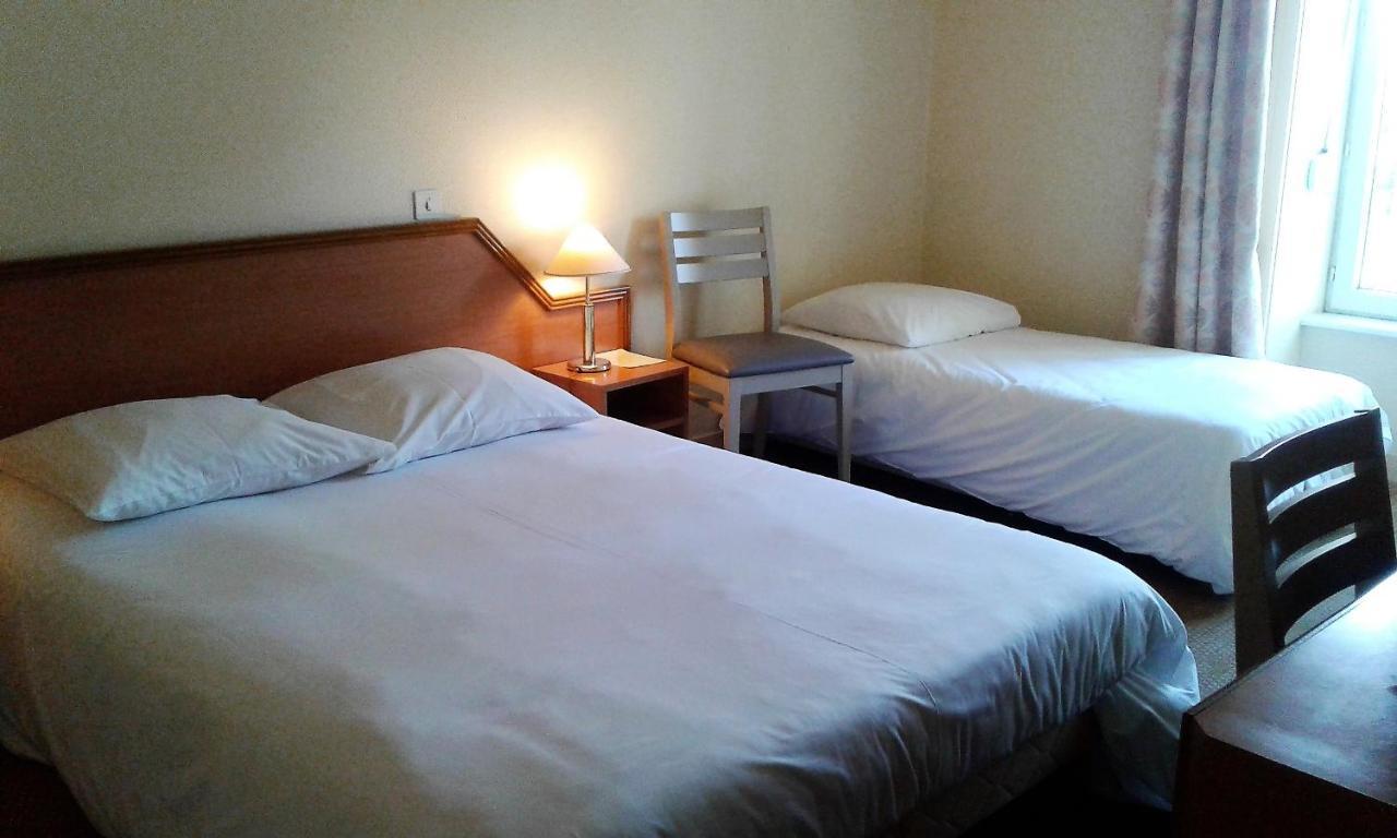 Hotel Restaurant Le Capricorne Pouldreuzic Zewnętrze zdjęcie
