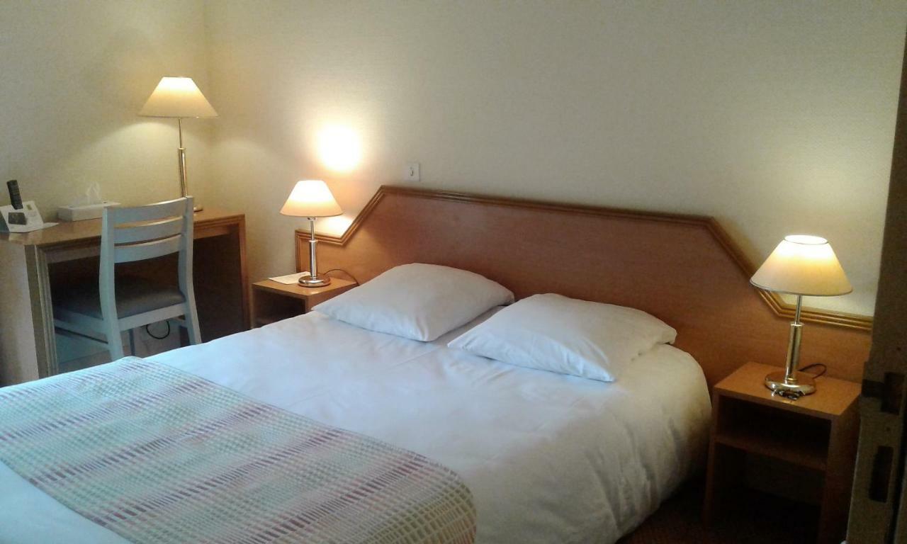 Hotel Restaurant Le Capricorne Pouldreuzic Zewnętrze zdjęcie