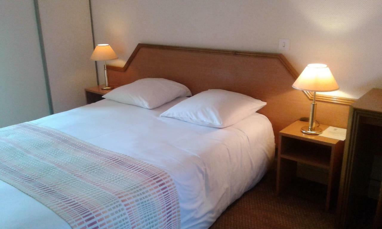 Hotel Restaurant Le Capricorne Pouldreuzic Zewnętrze zdjęcie